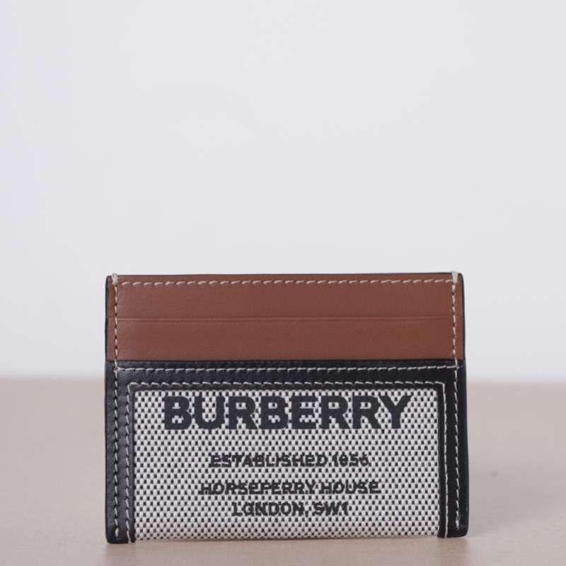 Burberry horseferry card case top