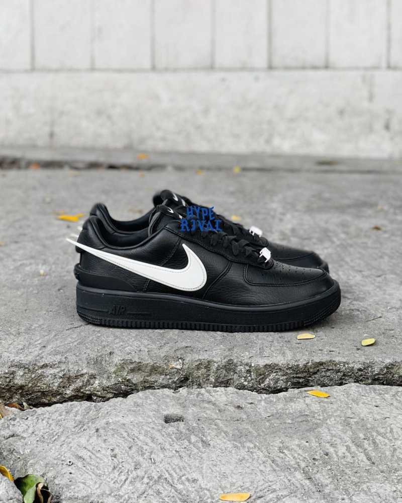 Nike ambush black top