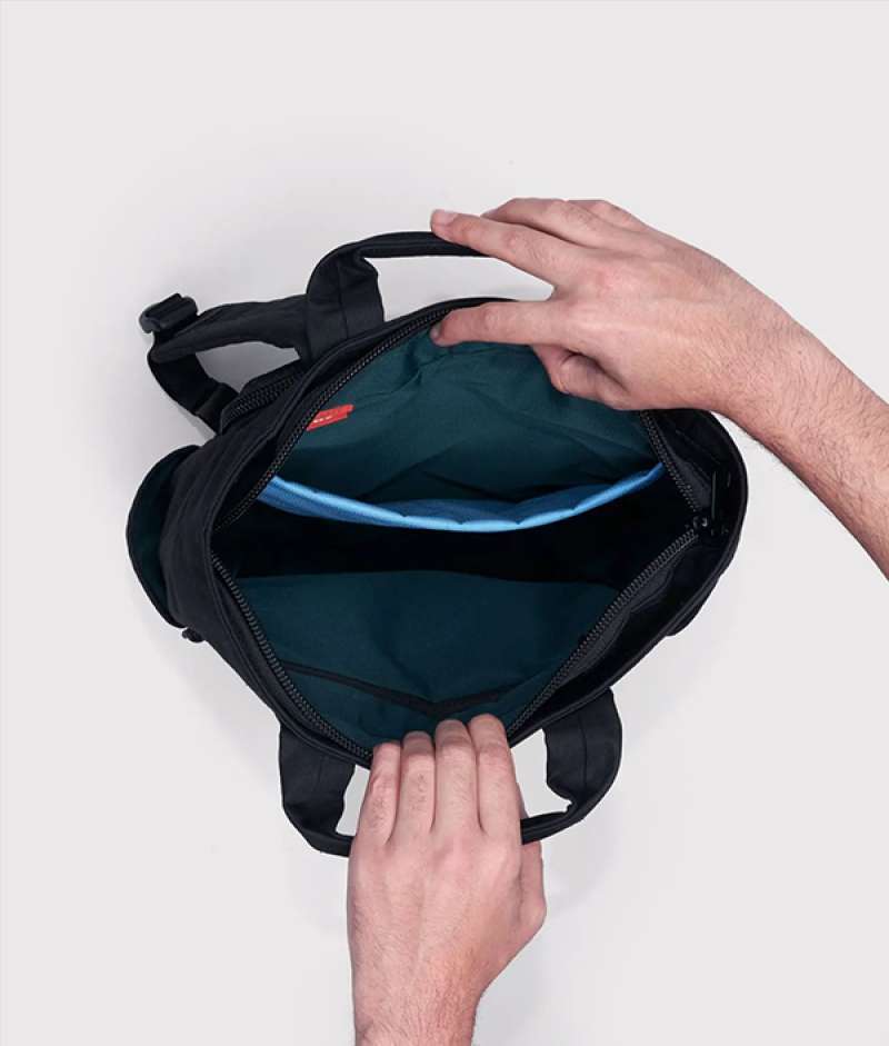Crumpler art crowd backpack hotsell