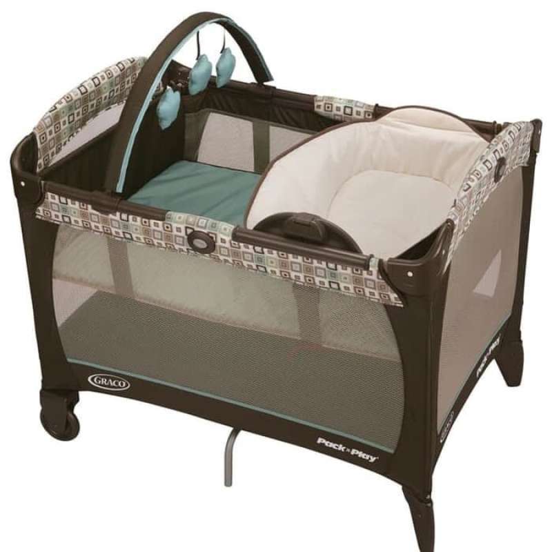 Baby box graco shop pack n play