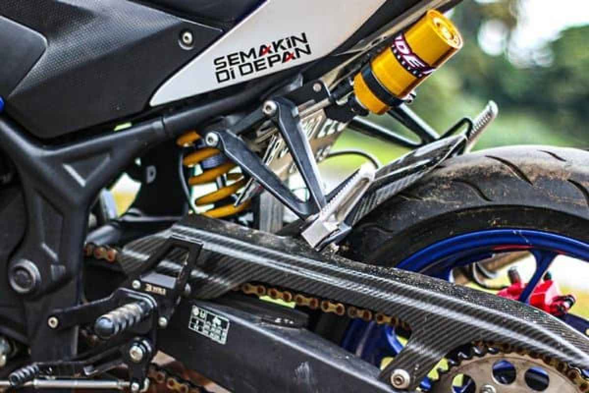 Shock clearance belakang r25