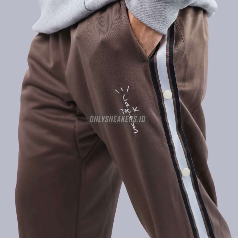 Travis scott mj track pant palomino on sale
