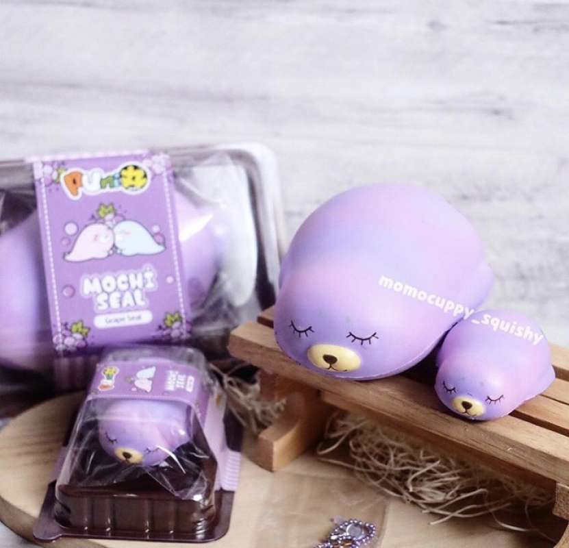 Squishy mochi sale seal jumbo