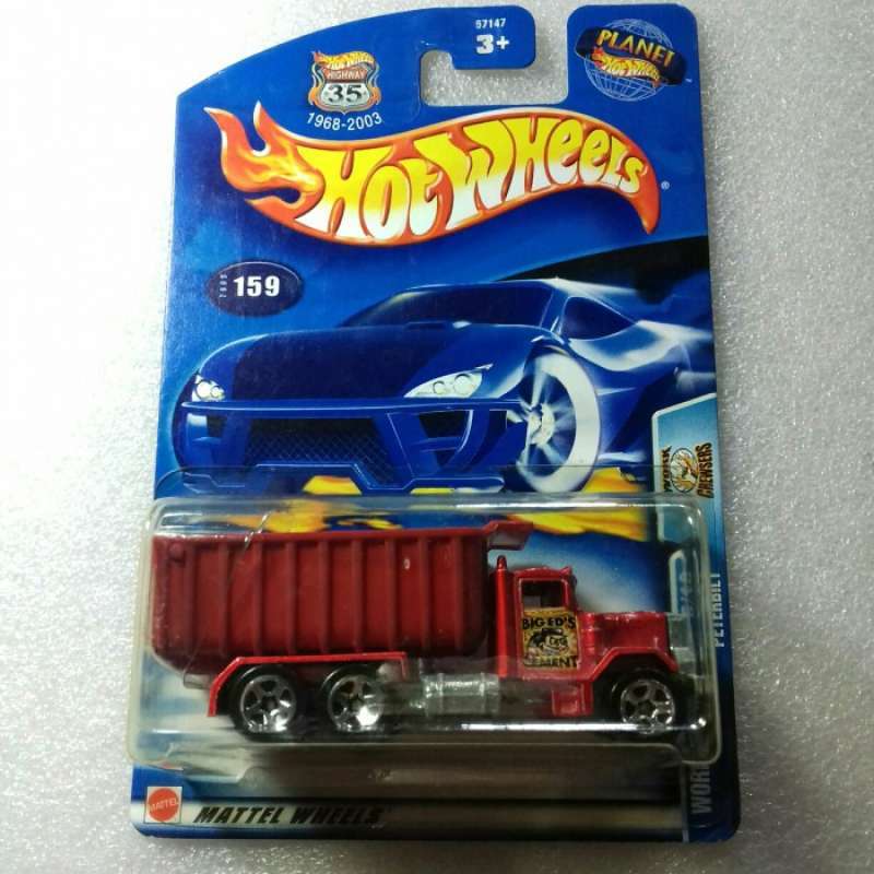 Hot wheels peterbilt dump truck deals