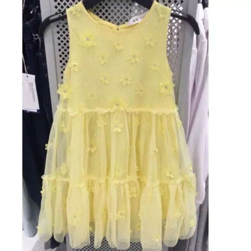 Branded gaun sales