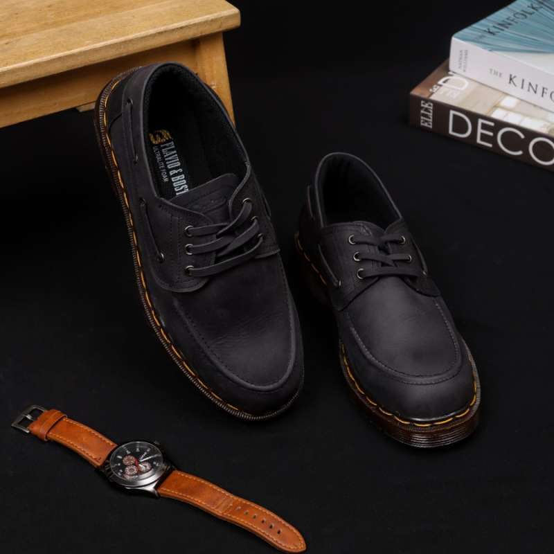 Boat shop shoes pria
