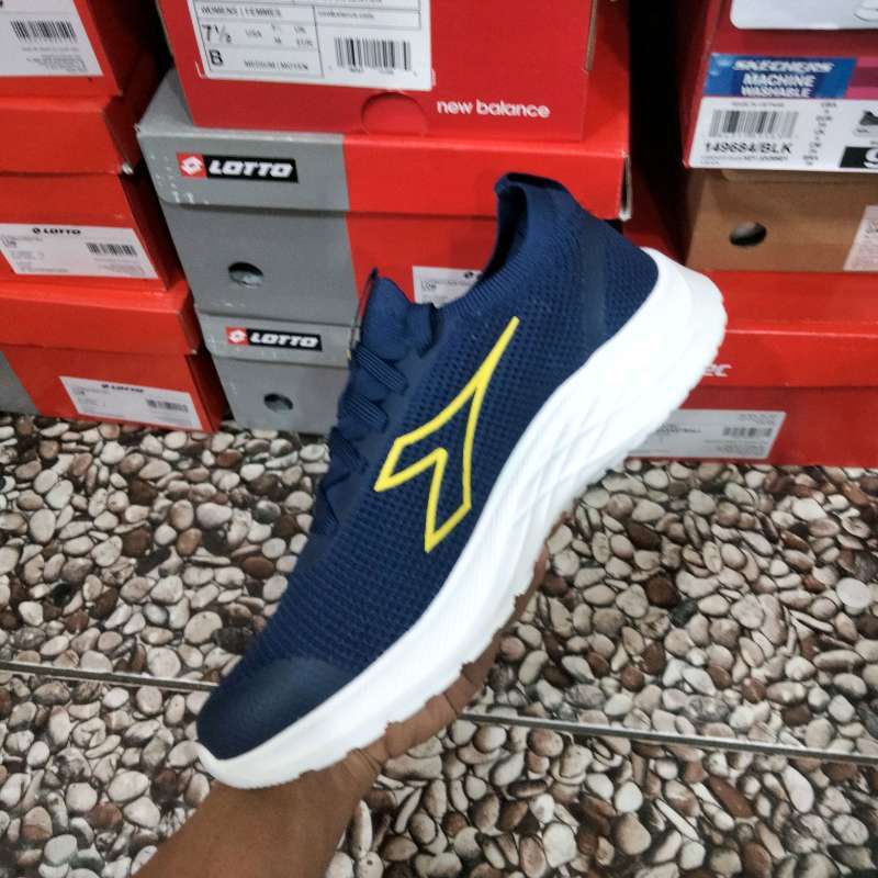 Diadora eon on sale