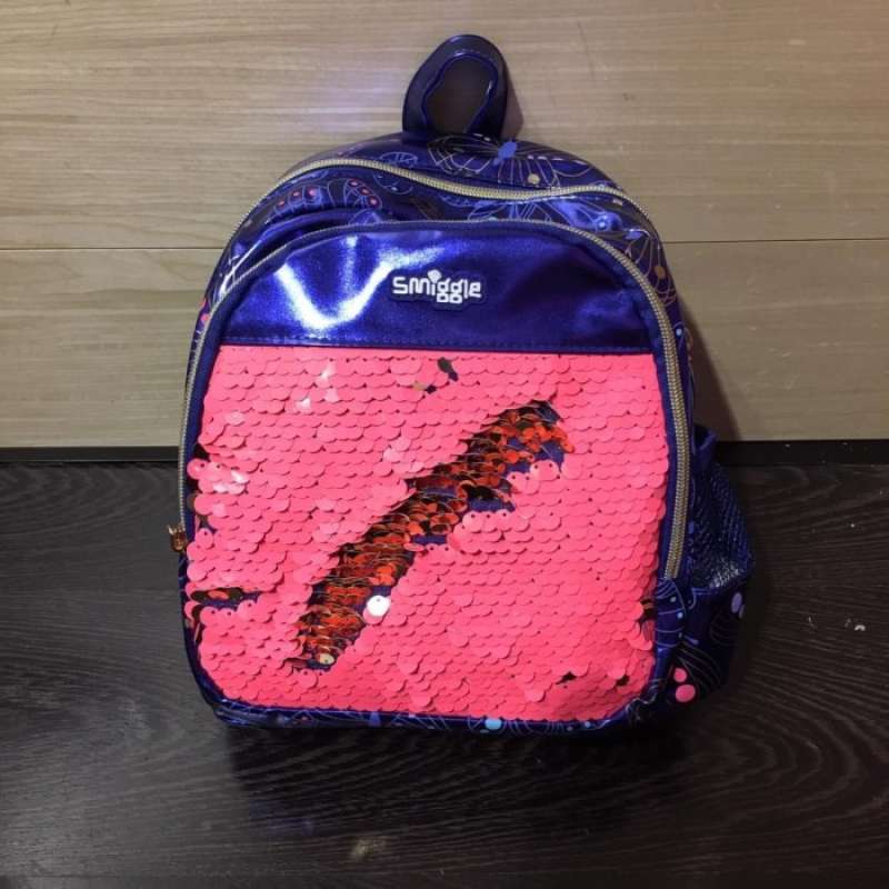 Smiggle shimmy 2025 backpack