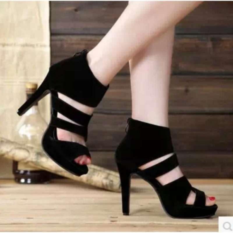 Harga hotsell high heels
