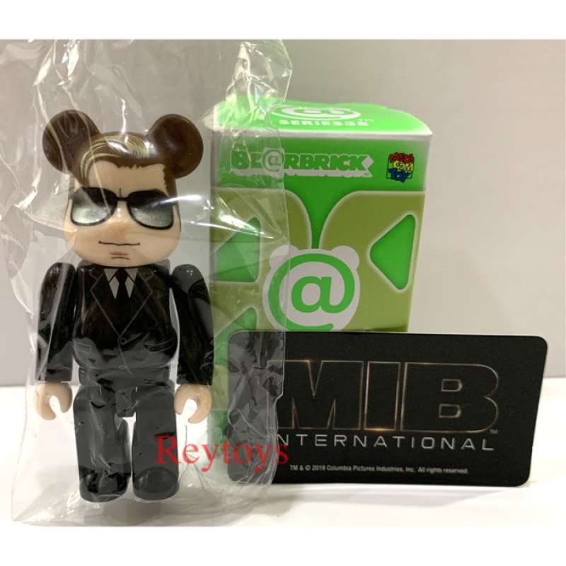 Promo Bearbrick 100 Series 38 Hero Men in Black Diskon 23