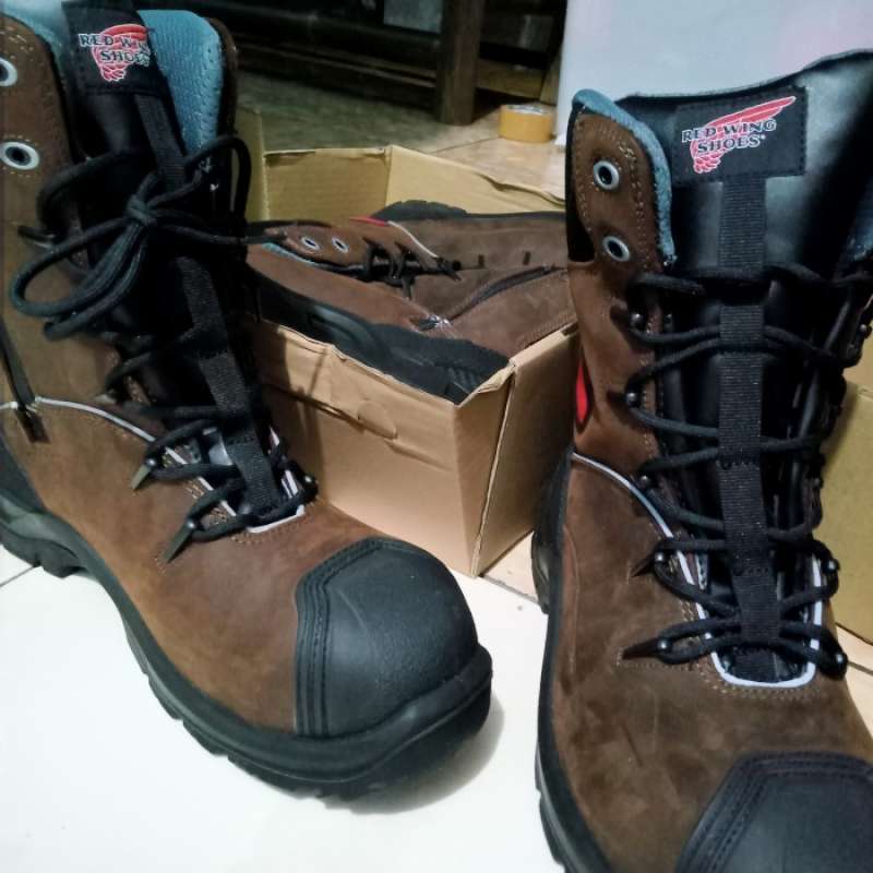 Sepatu red hot sale wing shoes