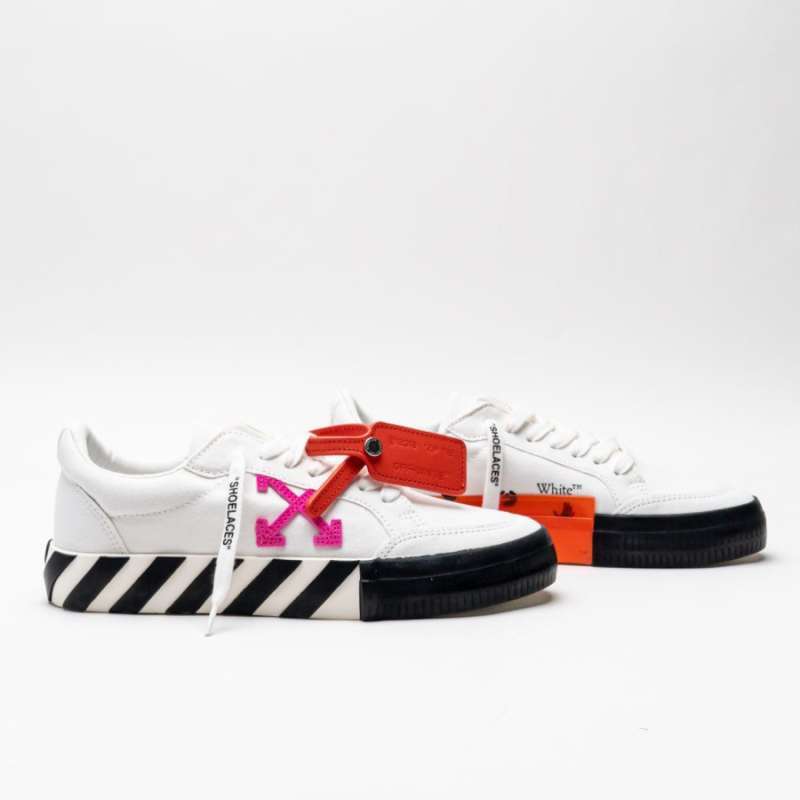 Top Sneakers Vulcanized Off White Sneakers Off-White New Low