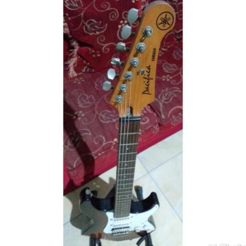 Yamaha pacifica 312h deals