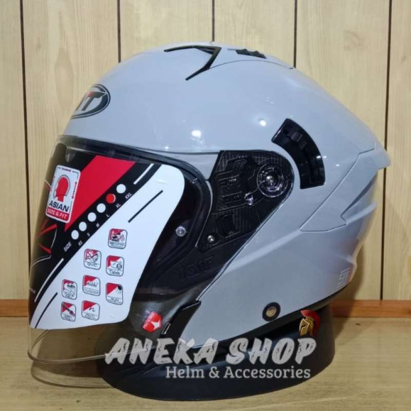 Helm dot outlet
