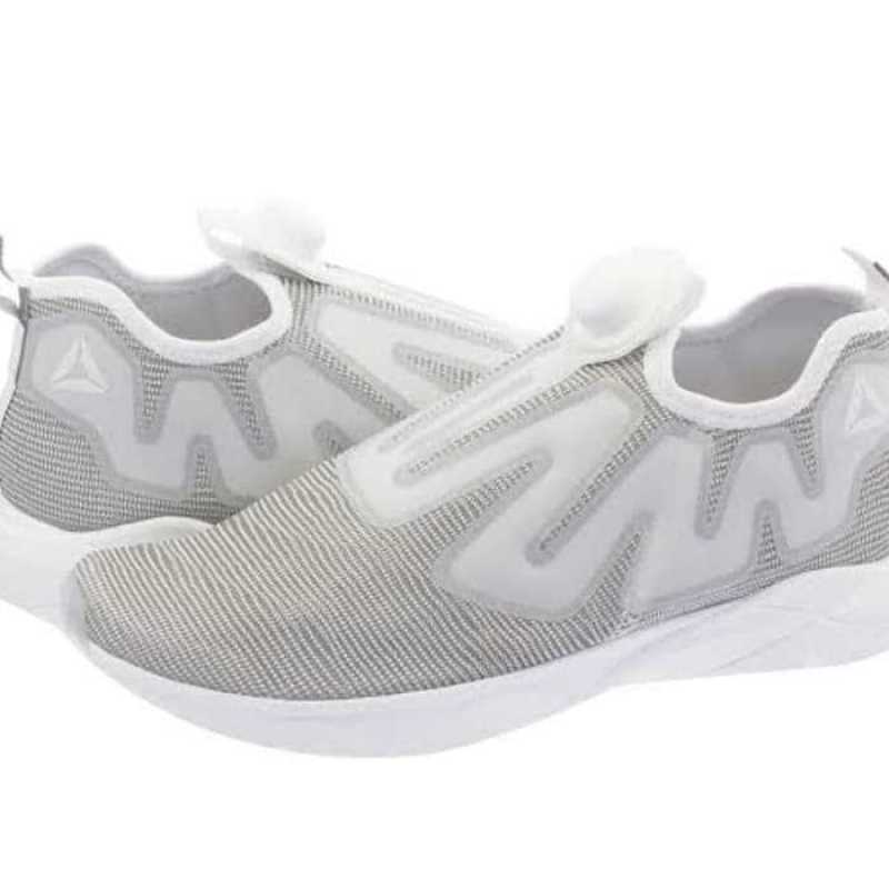 Promo Promo Terbatas Sepatu. Reebok Pump Supreme Flexweave