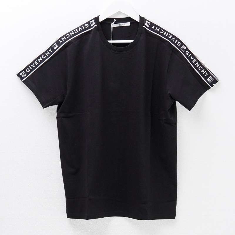 Harga t shirt givenchy 2025