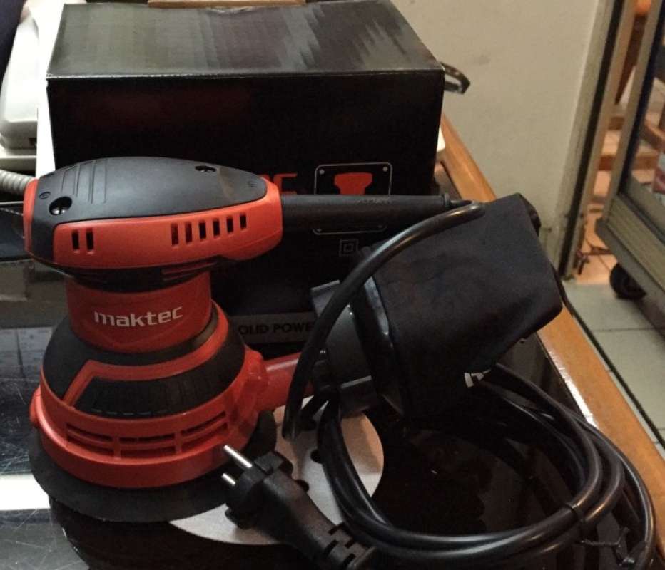 Maktec sales mt 924