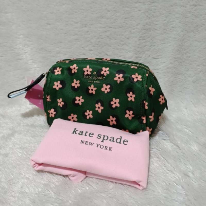 Promo kate spade medium dome cosmetic case Diskon 33 di Seller