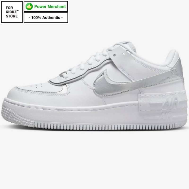 Nike online silver 37.5