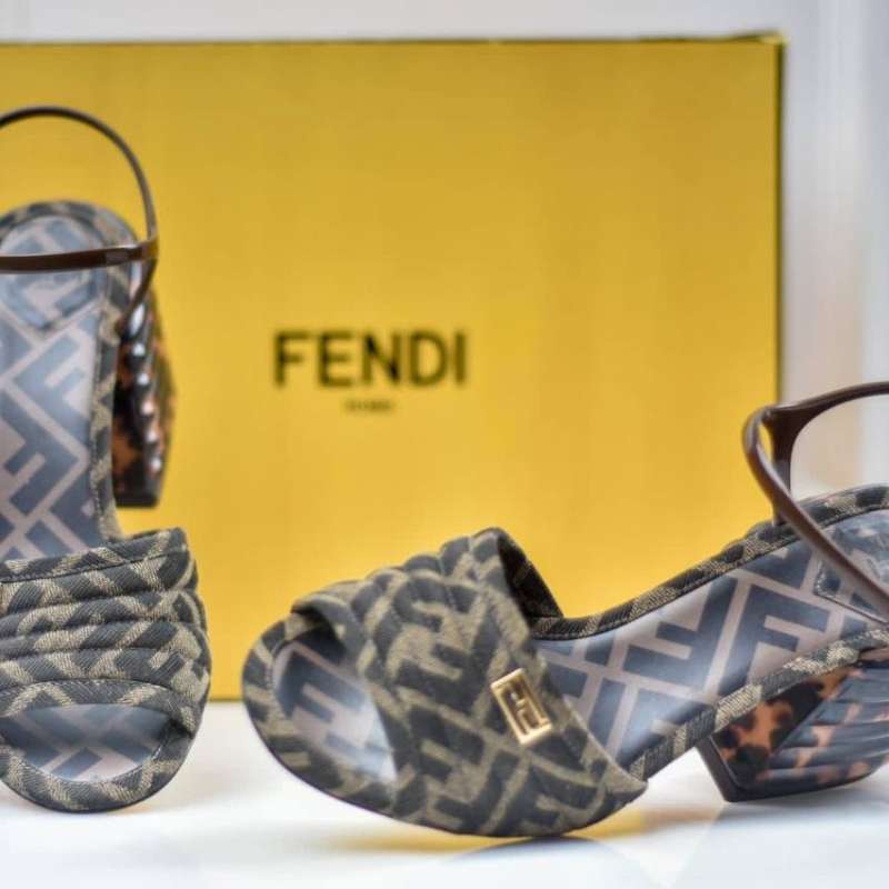 Sendal Fendi Original Harga Model Terbaru Maret 2024 Blibli