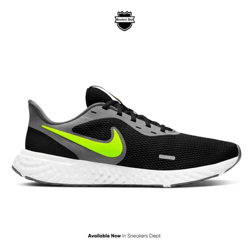 Jual Sepatu Lari Pria NIKE REVOLUTION 5 BQ3204013 ORIGINAL di