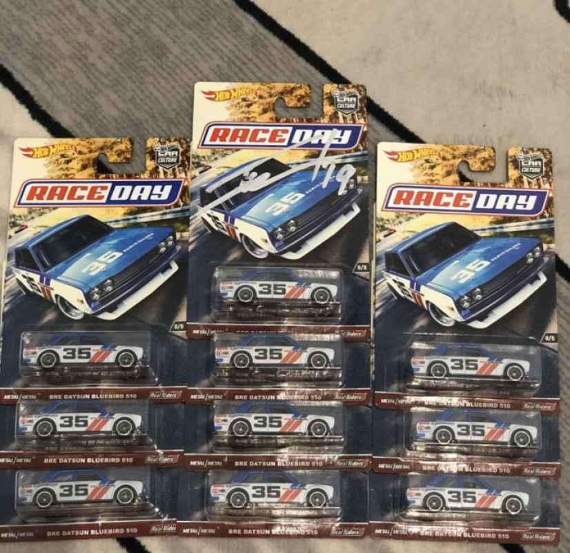 Hot wheels race day datsun store