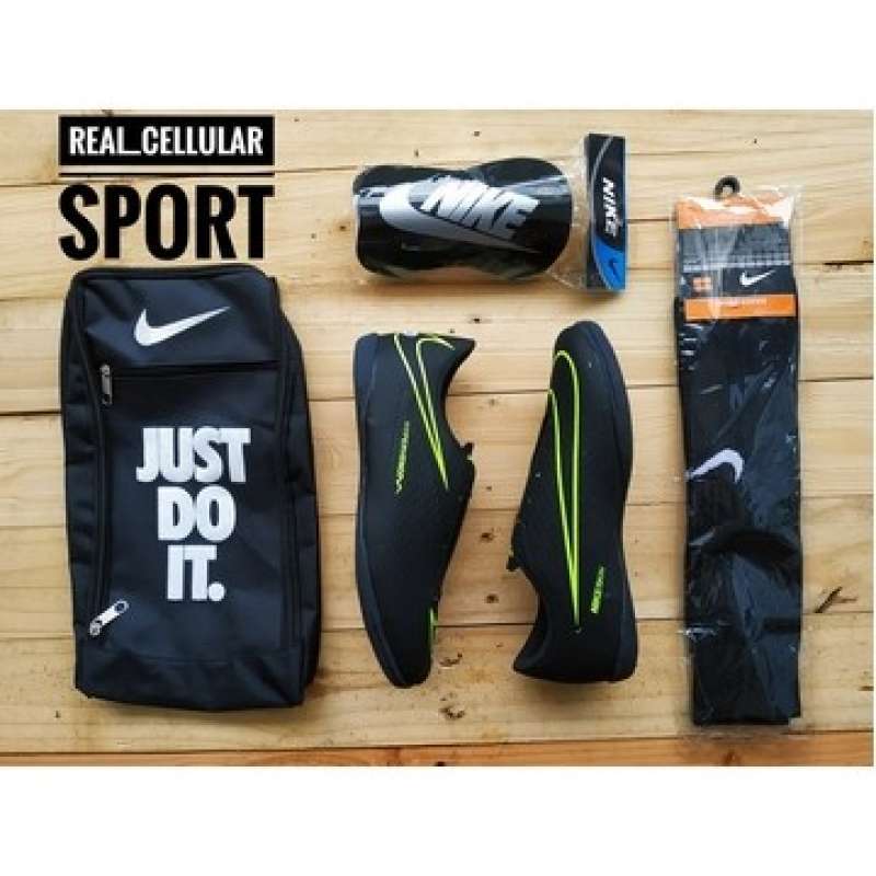 Gambar sepatu futsal nike hypervenom hot sale