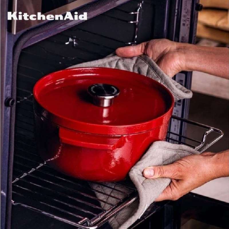 KitchenAid Covered Casserole 26cm/5.2L In Empire Red
