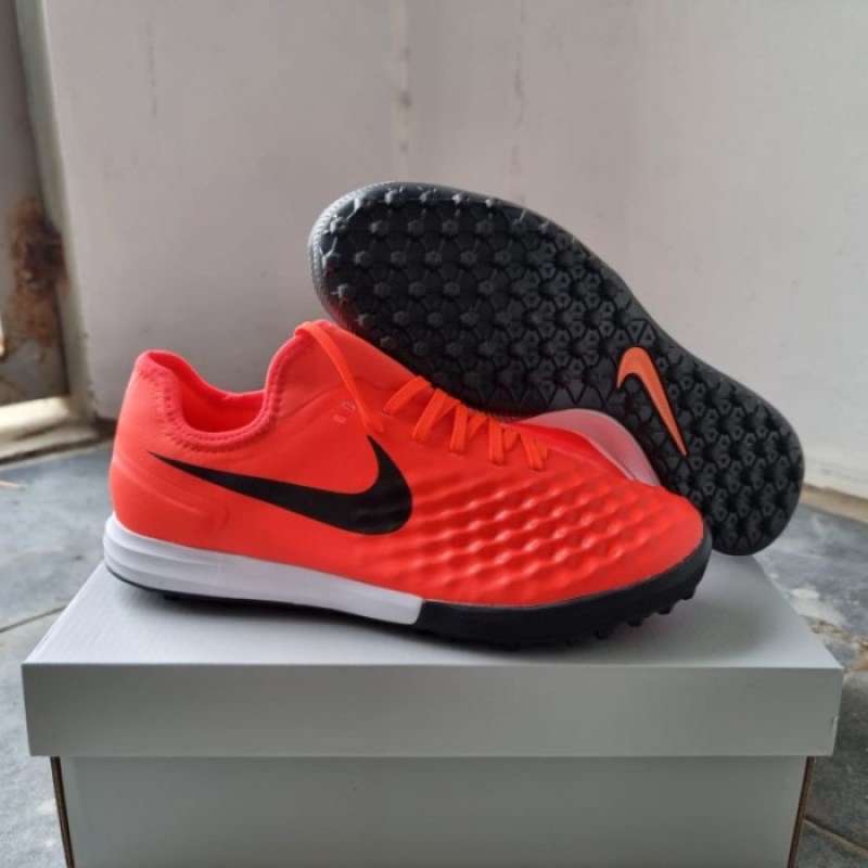 Sepatu futsal magistax hot sale