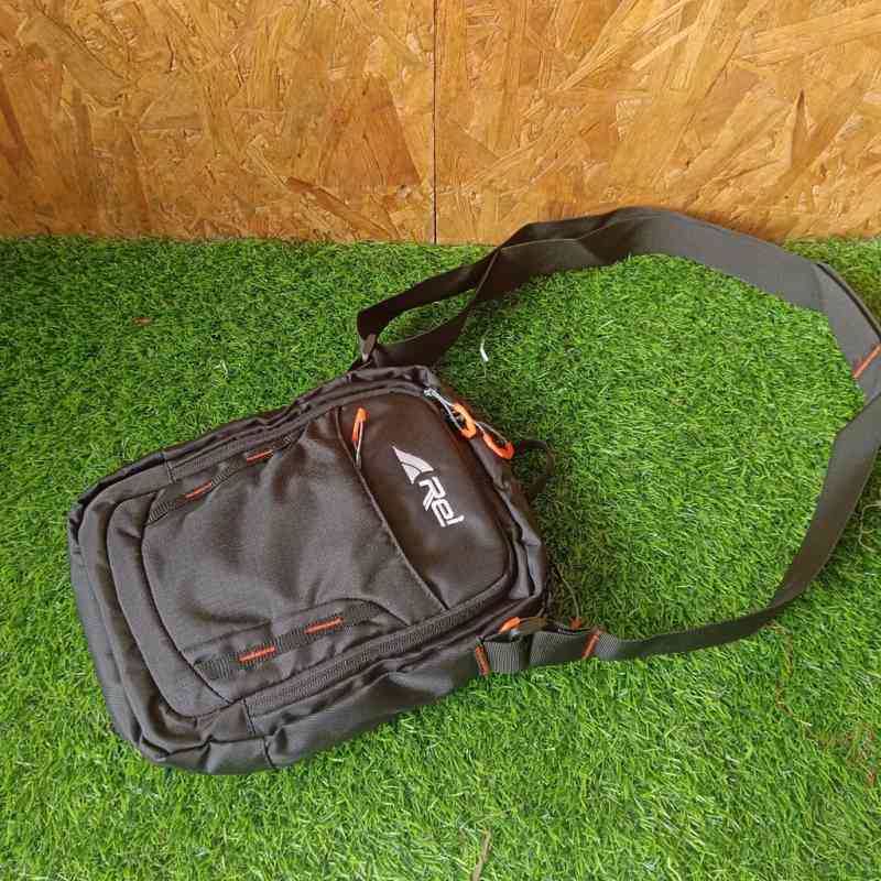 Travel sales pouch rei