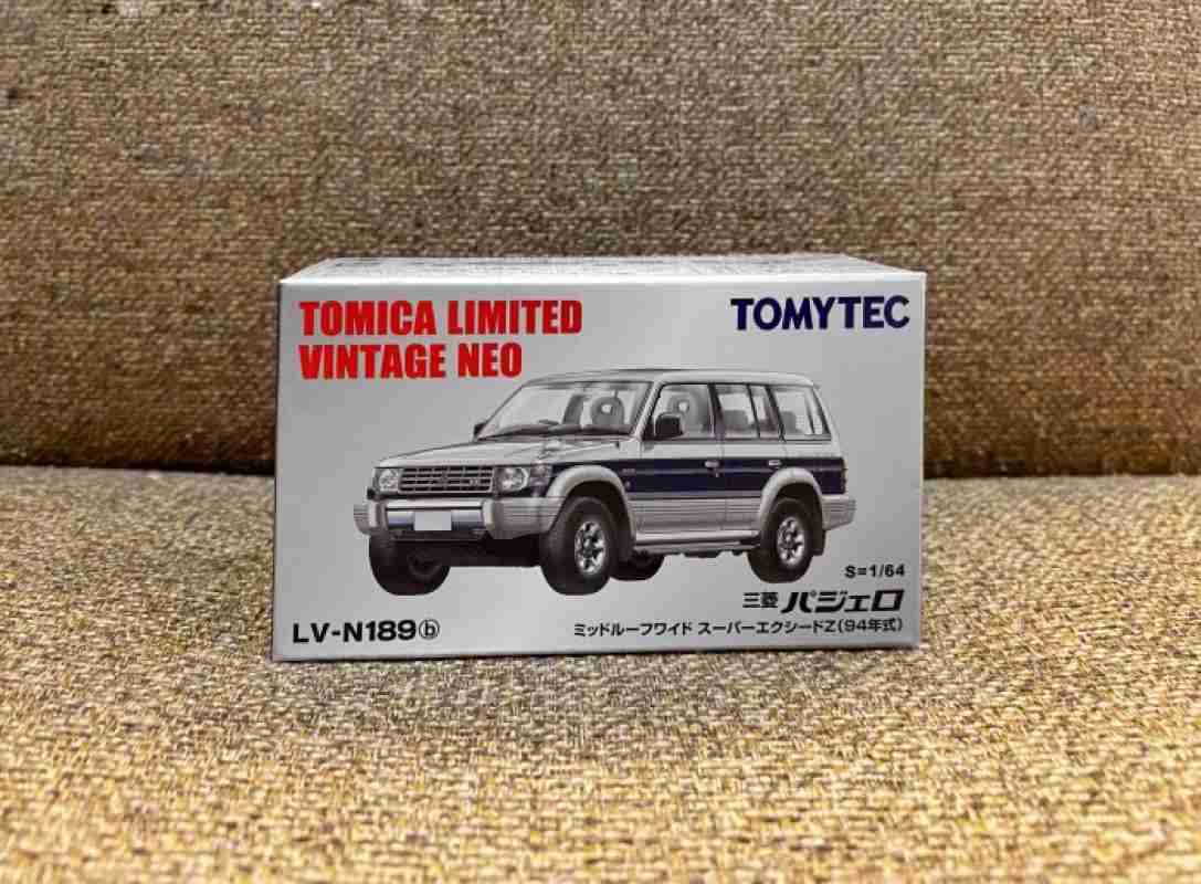 Tomica limited vintage pajero on sale