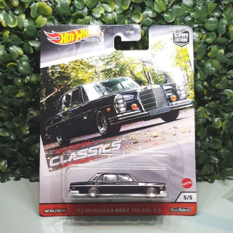 Hot wheels modern classics top mercedes