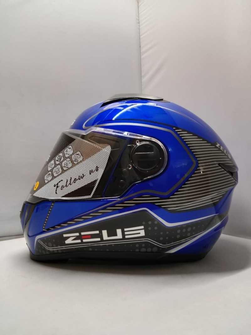Helm yamaha r25 2025