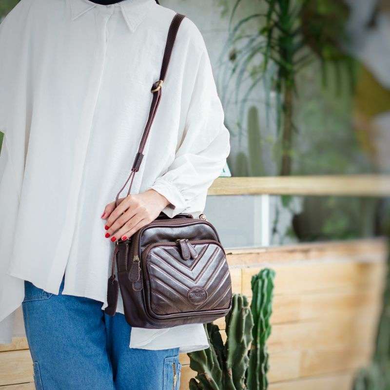 Nama sling 2025 bag