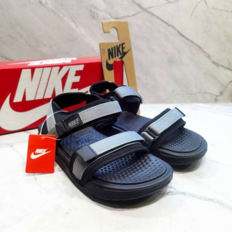 Sepatu hiking deals nike original