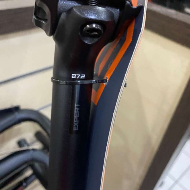 Seatpost entity outlet