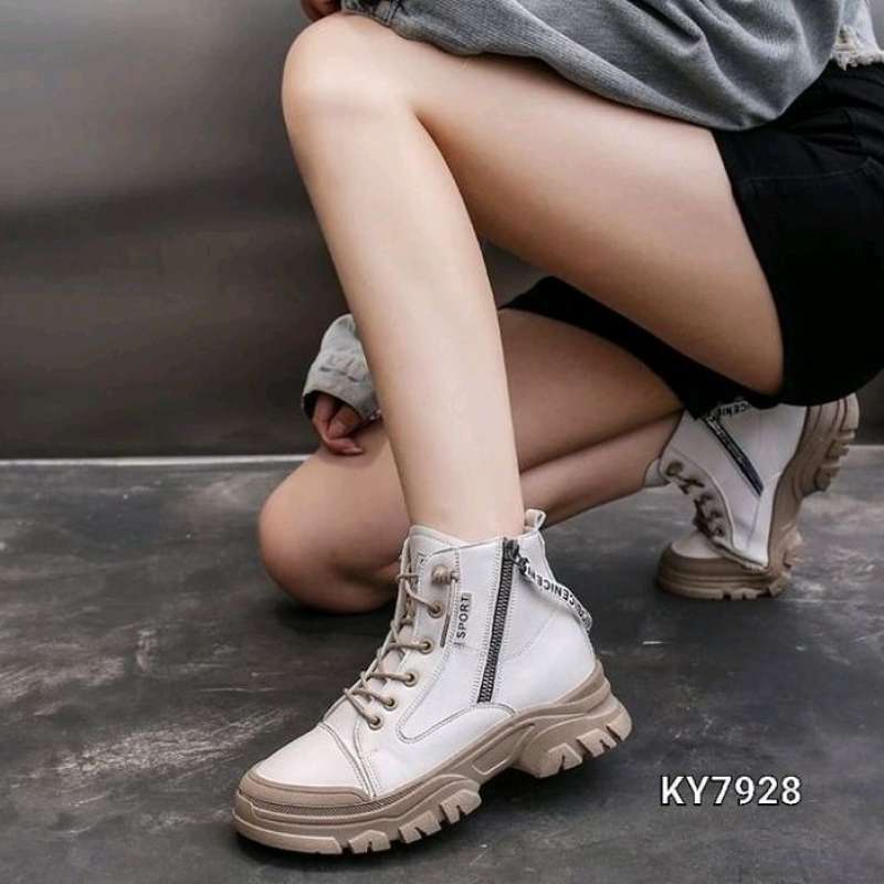 Sepatu boot korea style hotsell