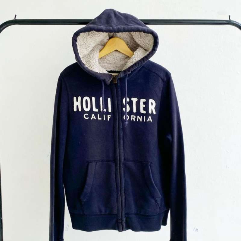 Hollister store hoodie harga