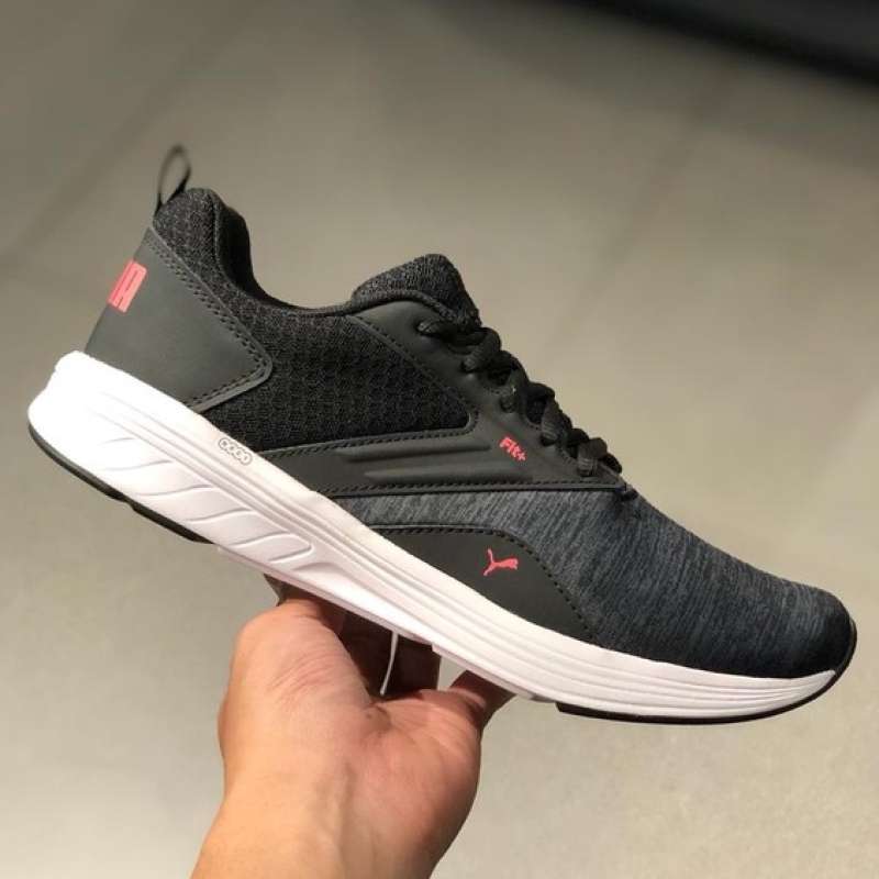 Promo Sepatu Olahraga Lari Puma Nrgy Comet Black ignite Pink 190556 34 Diskon 32 Di Seller Adf Outlet Pumarawamangun Rawamangun Kota Jakarta Timur Blibli