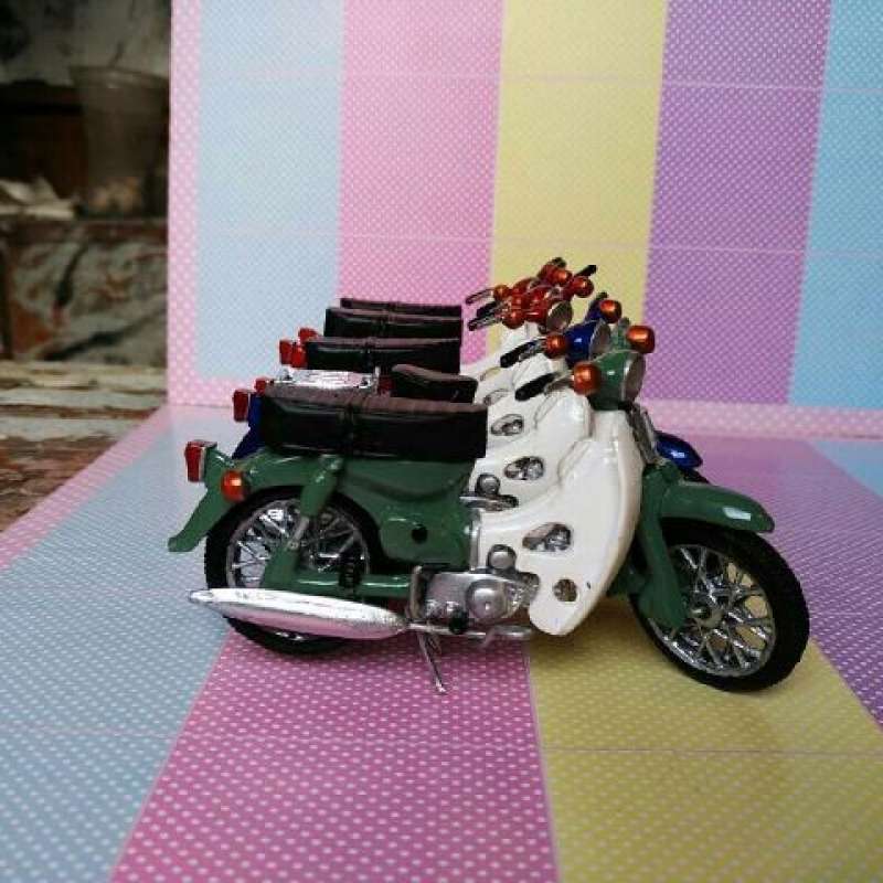 Jual Miniatur Motor Honda Bebek 70 Klasik Antik di Seller Andalas Store -  Meruya Selatan (Udik), Kota Jakarta Barat