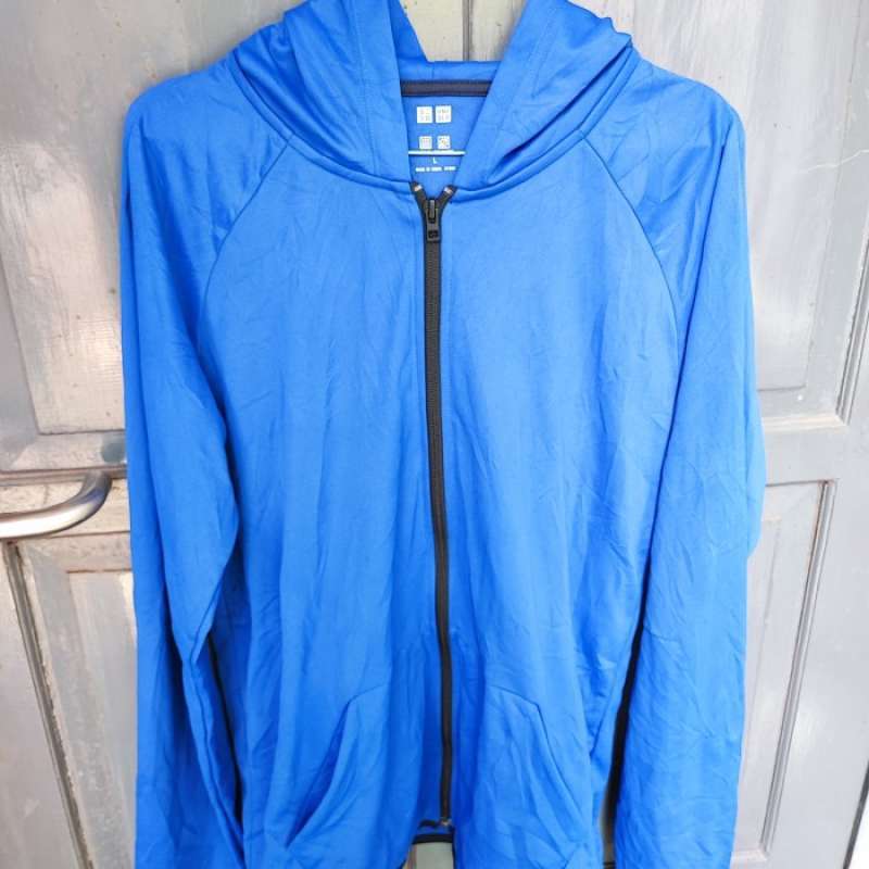 Jaket running uniqlo sales