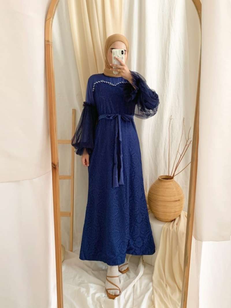 Simple brokat dress cheap