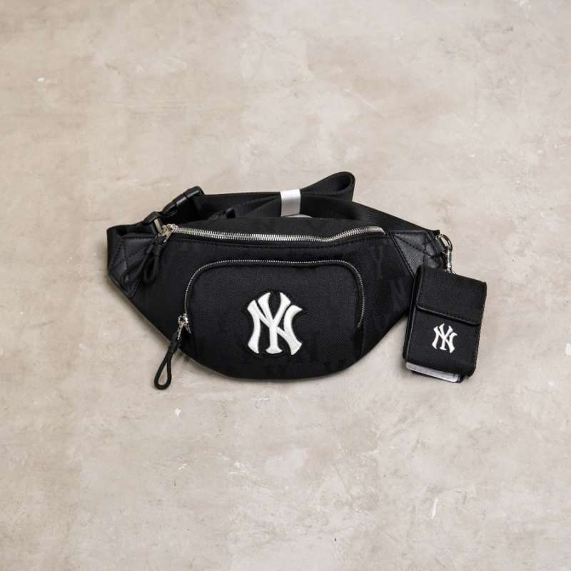MLB NY Monogram Bumbag Waist Bag with Pouch in Black