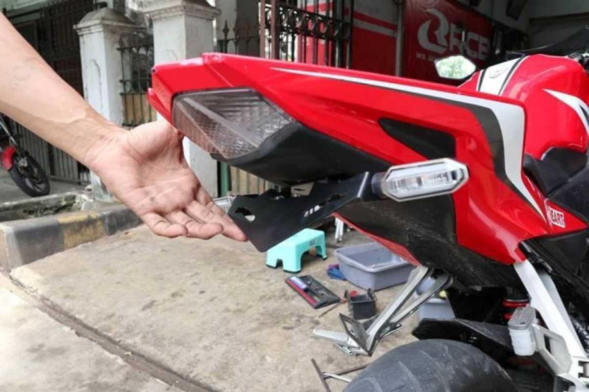 Tail tidy street fender cbr150r outlet