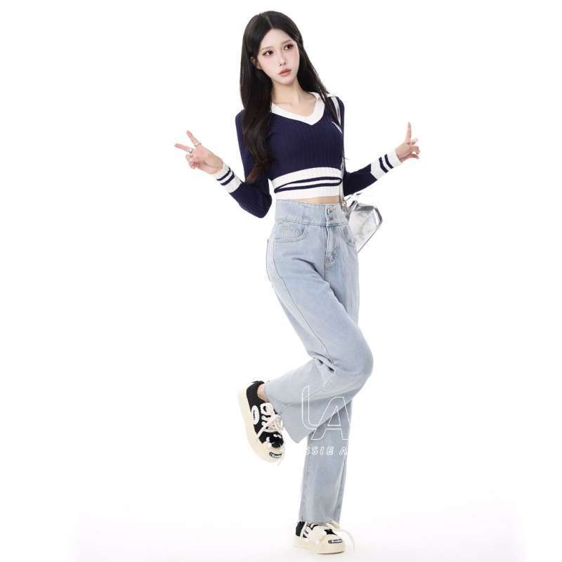 Yetuk ayol va yosh yigit bilan porno Yosh godaklar bilan porno