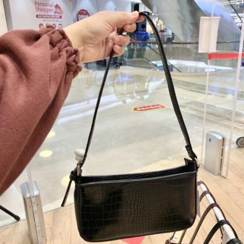 Lexi underarm bag online