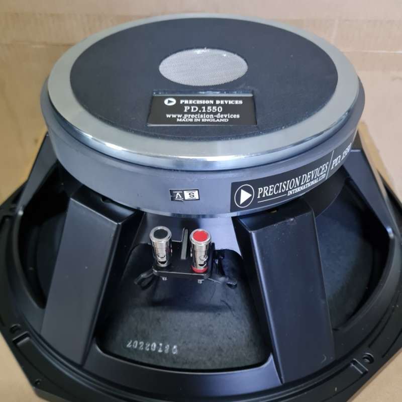 Speaker 15 clearance inch mid low
