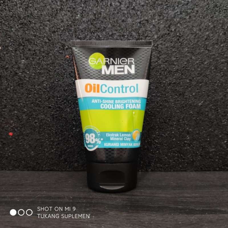 Face Wash Garnier Men Turbolight Oil Control Cooling Foam 100ml 100 ml