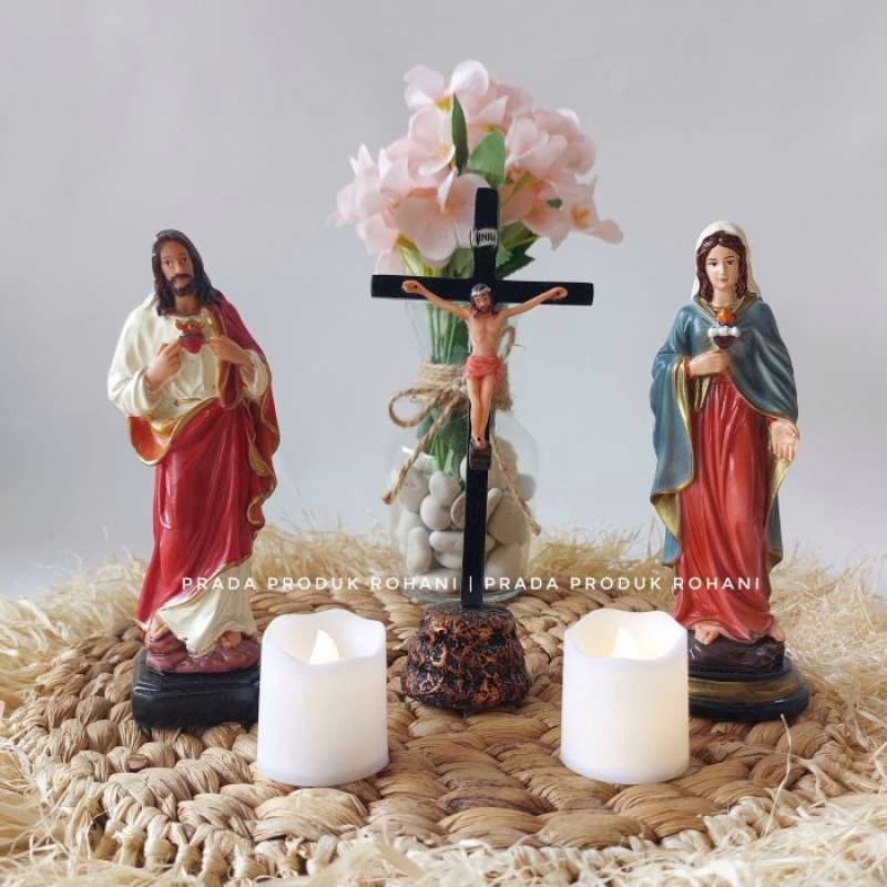 Jual Set Doa Katolik/Patung Maria/Patung Yesus/Tempat lilin/Taplak misa di  Seller Hariya Store - Kalibata, Kota Jakarta Selatan