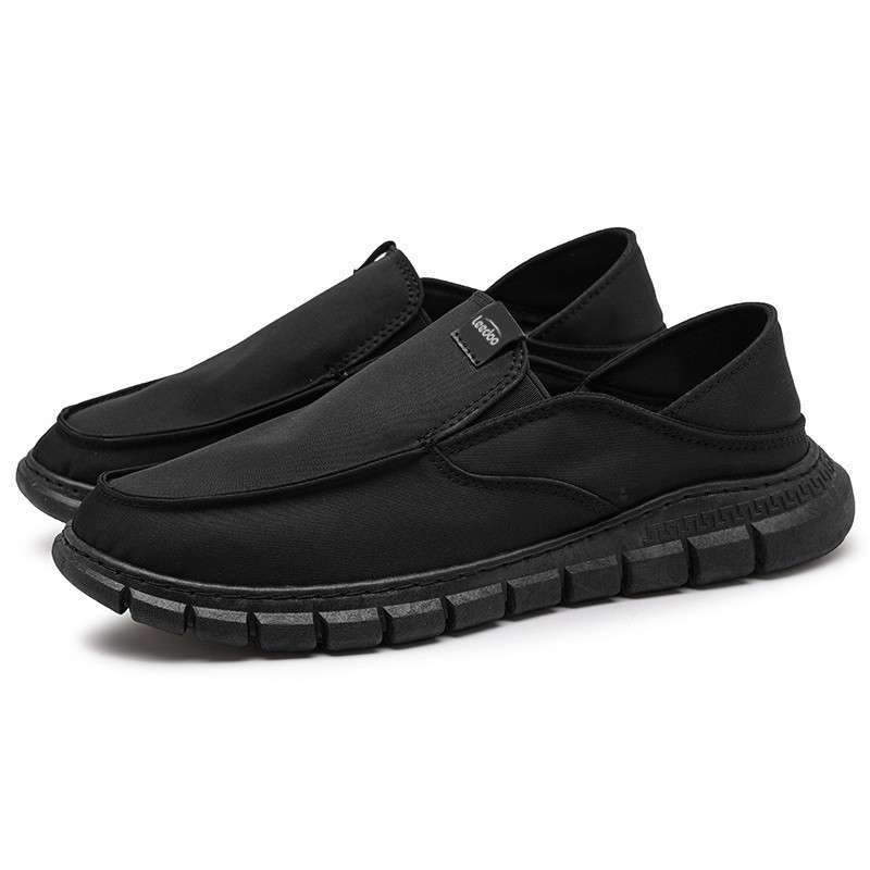 Sepatu sales slip on